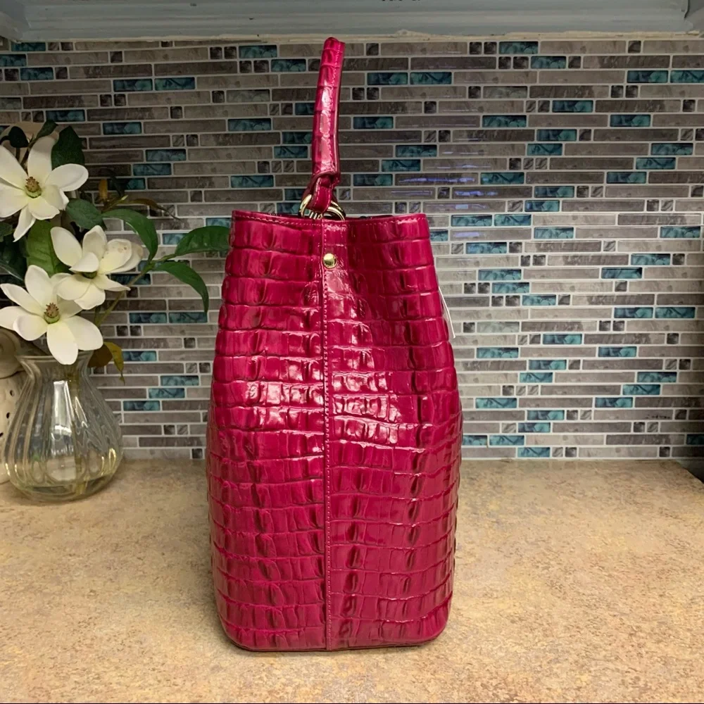 NWT Brahmin purse_5